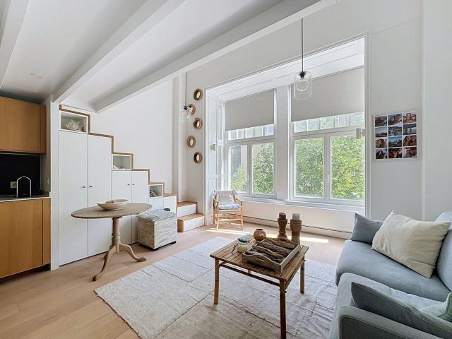 STYLISH RENOVATED STUDIO – FIRST OCCUPANCY – CHÂTELAIN