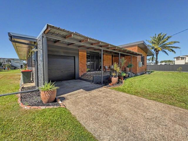 Stylish renovation, Spacious half acre + block, Move in ready