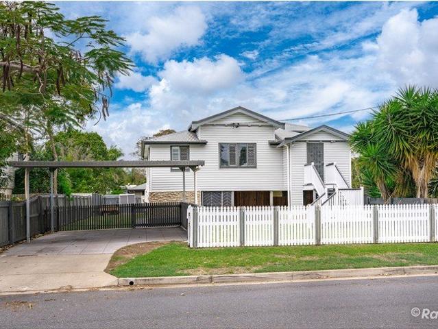 Stylish Renovation with a Beautiful Entertainer's Deck in Wandal