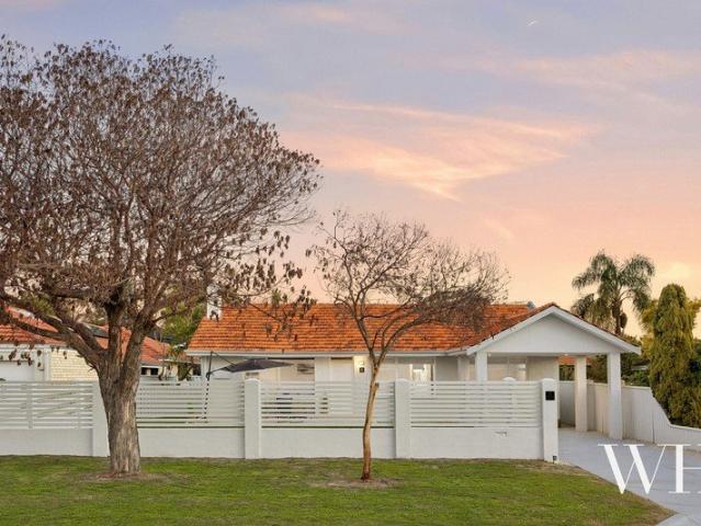 Stylish Renewal: Idyllic Location Near the River