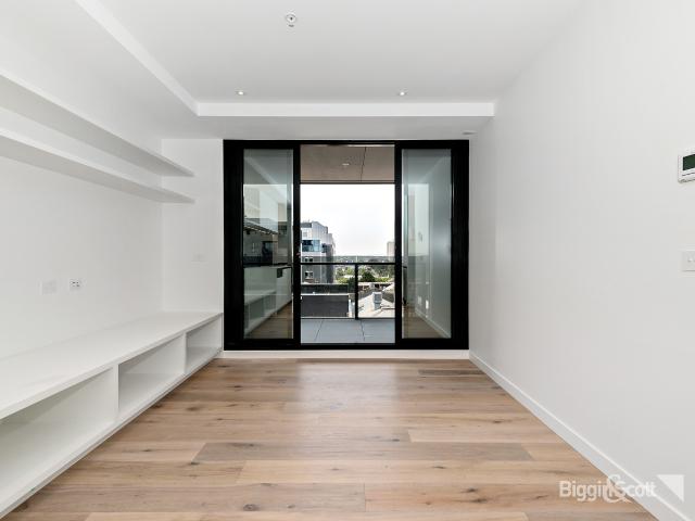 Stylish Richmond Apartment in a Prime Location