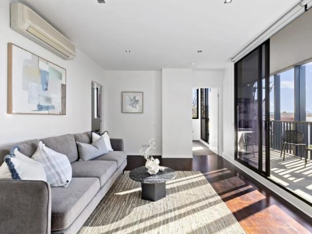 Stylish Richmond Living in a Prime Inner City Location