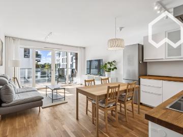 Stylish riverside apartment with 2 bedrooms & 2 bathrooms – all inclusive, Überseestadt