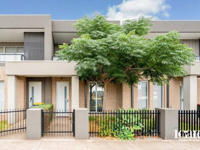 Stylish Riverside Living with Space, Convenience & Lifestyle Appeal