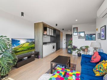 Stylish Riverside Living with Stunning Yarra Views