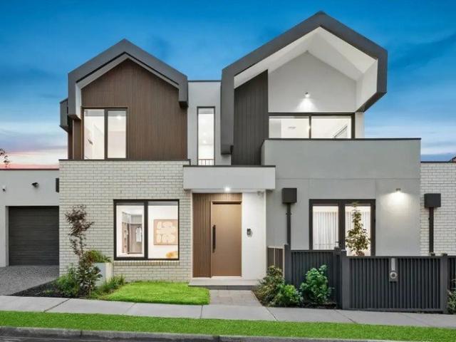 Stylish Street Front Residence in a Highly Sought After Education Precinct