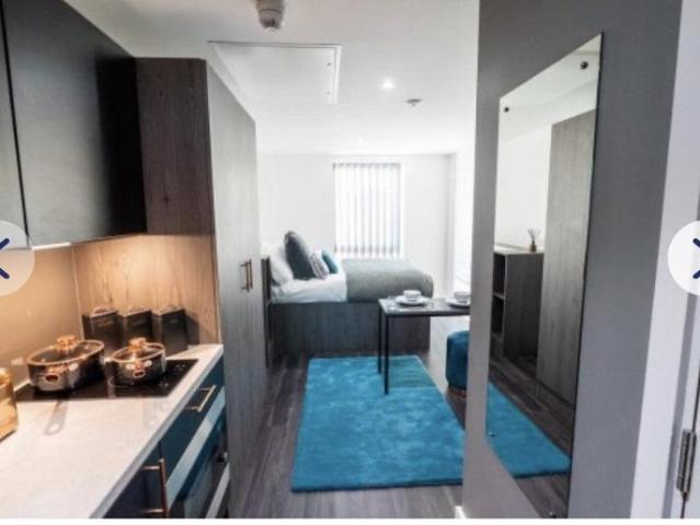 Stylish Student Accommodation OPTO