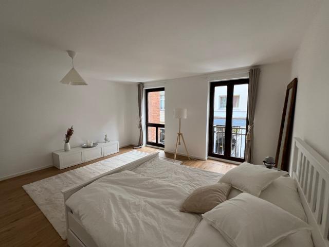 Stylish Studio Apartment in Prime Location Düsseldorf Carlstadt – Fully Furnished & Ready to Move In