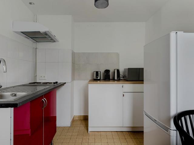 Stylish Studio in the Heart of Paris, Paris Amsterdam Apartments for Rent
