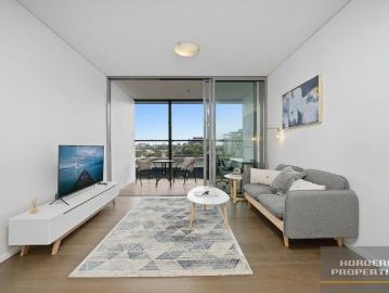 Chippendale, Macdonaldtown, Sydney County, Snapper Island