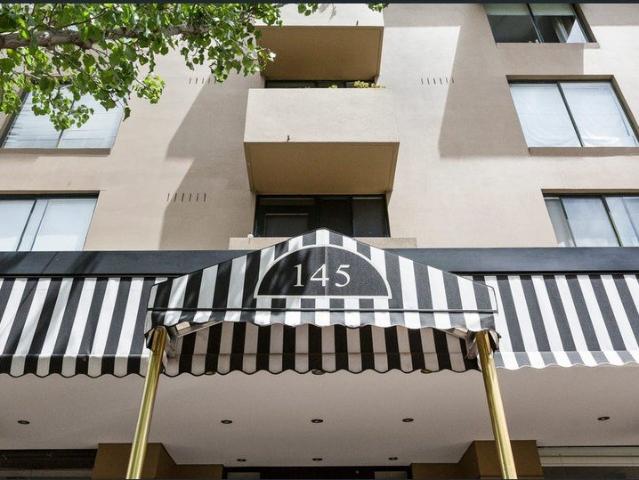 Stylish Studio Style Apartment in the Heart of Toorak!