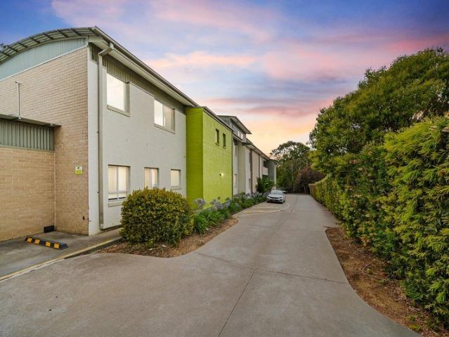 Stylish, Sun Filled Living with Strong Investment Appeal