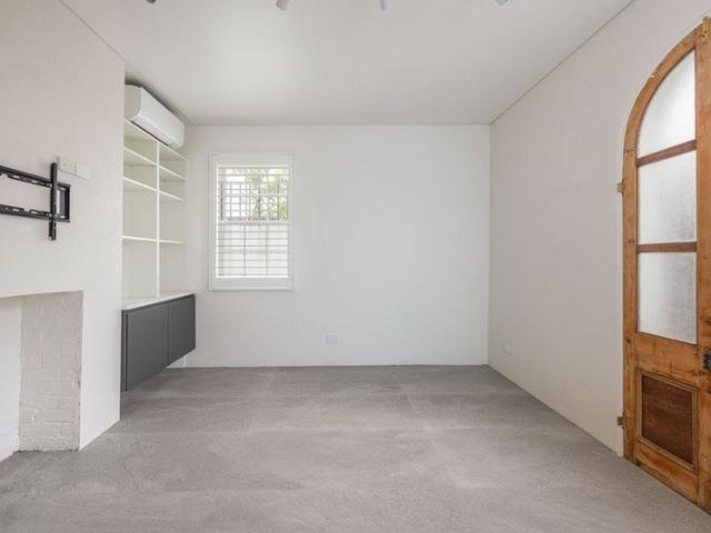Stylish & sunlit terrace in the heart of Surry Hills