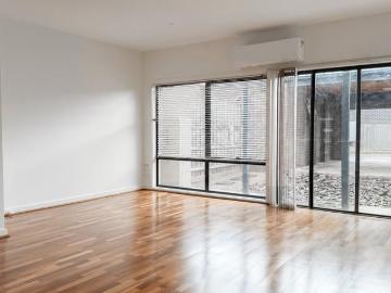 Stylish, Sunlit & Wonderfully Low Maintenance