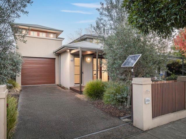 Stylish, Sanctuary Like Bayside Abode