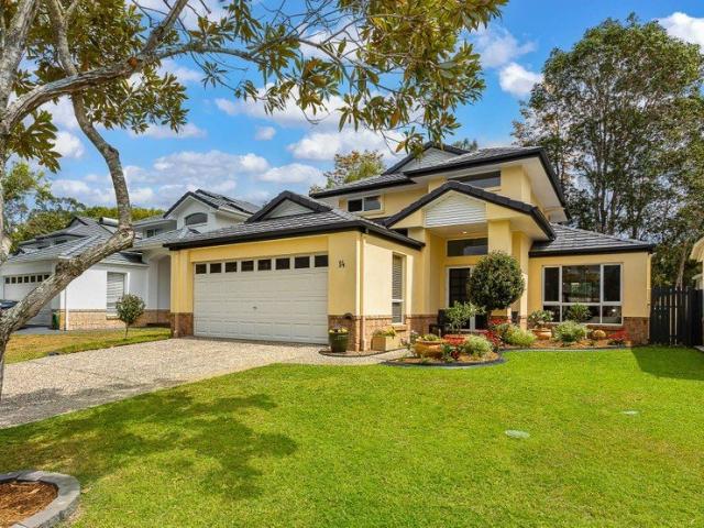 Stylish, Secure and Beautifully Appointed in âPoinciana Vistasâ