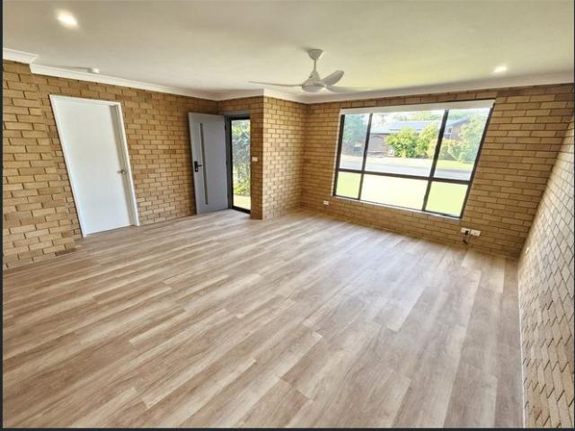 Stylish, secure coastal home in prime location!
