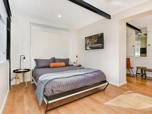Stylish Self contained Modern Studio Apartment