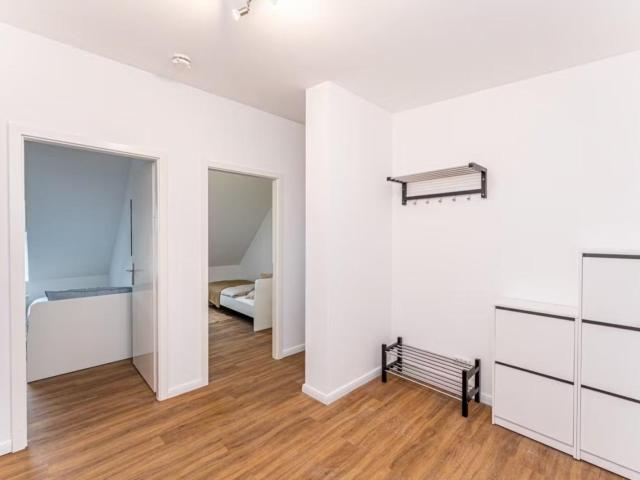 Stylish single bedroom near the Franz Neumann Platz metro station