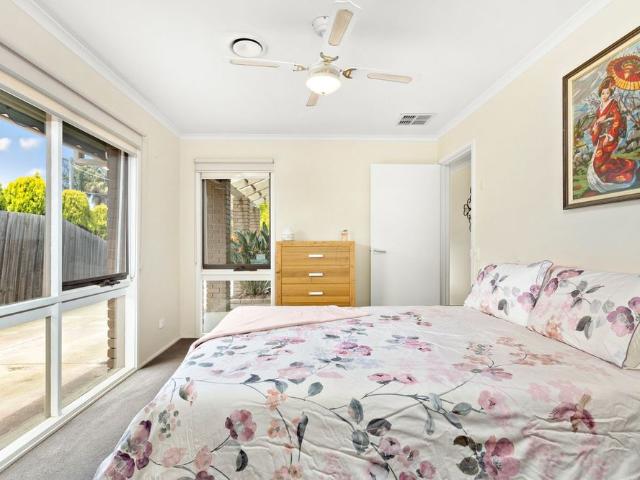 Stylish Single Level Living!