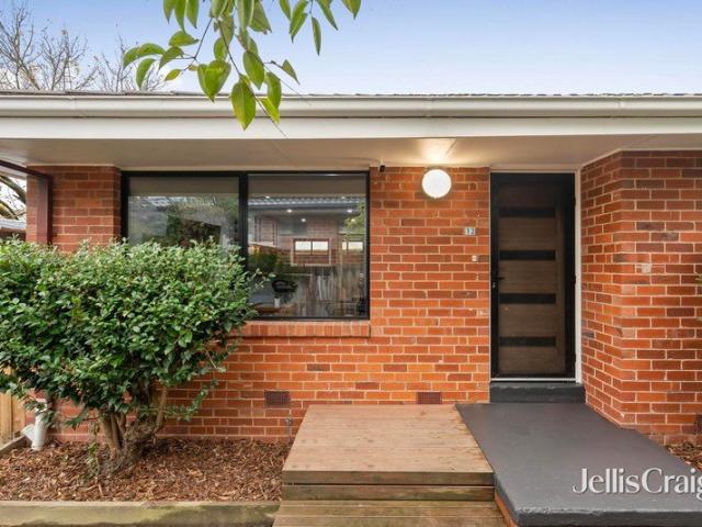 Stylish single level living, prized zoning to Ringwood Secondary College