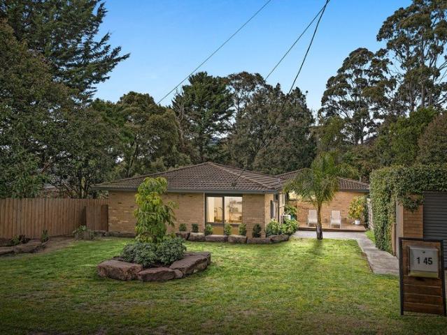 Stylish Single Level Living with an Outdoor Surprise