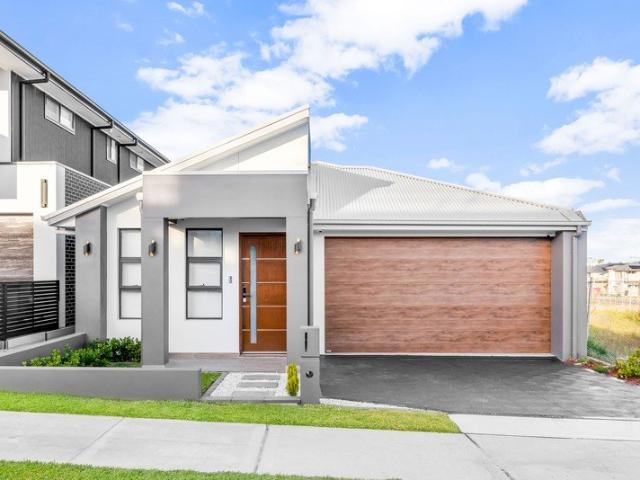 Stylish Single Level Living with Premium Inclusions