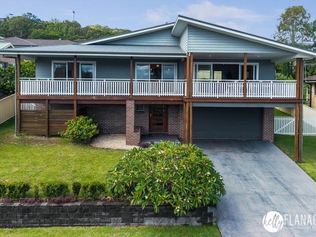 Stylish Six Year Young Home, River Views, Boat Ramp 350m Away Best Of Beach Living