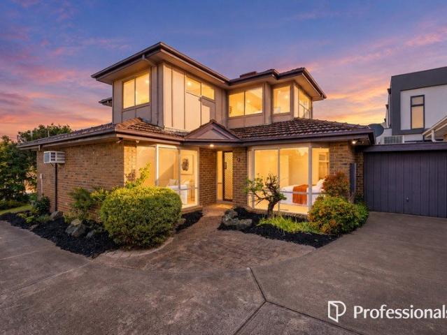 Stylish, Smart & Convenient in the Mount Waverley Secondary College Zone