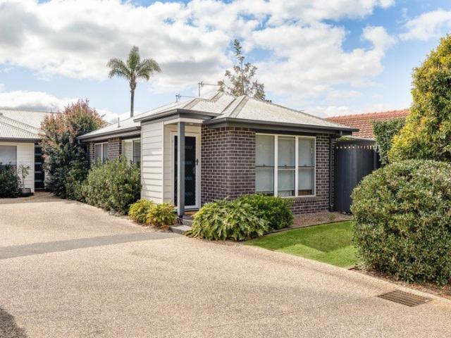 Stylish South Toowoomba Living, Moments from the CBD