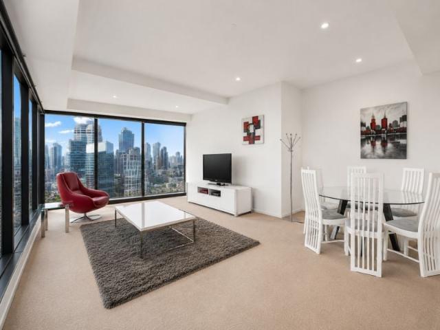 Stylish Southbank Living with Breathtaking City & Yarra River Views