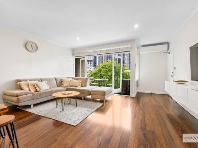 Stylish Southbank Sanctuary