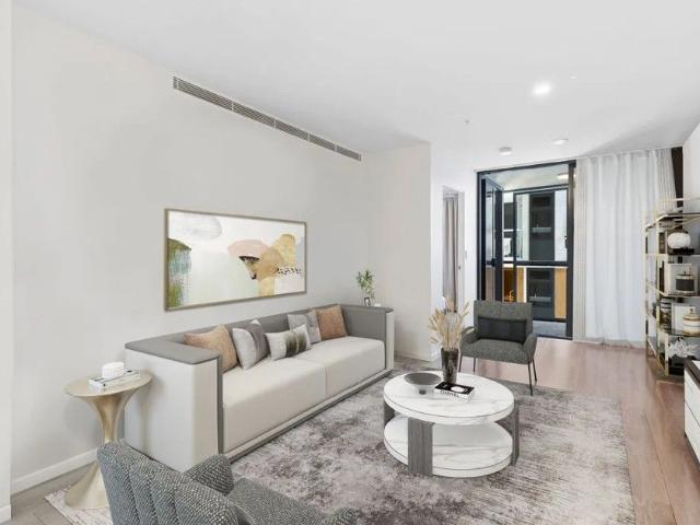 Stylish Southport Apartment in the Heart of it All