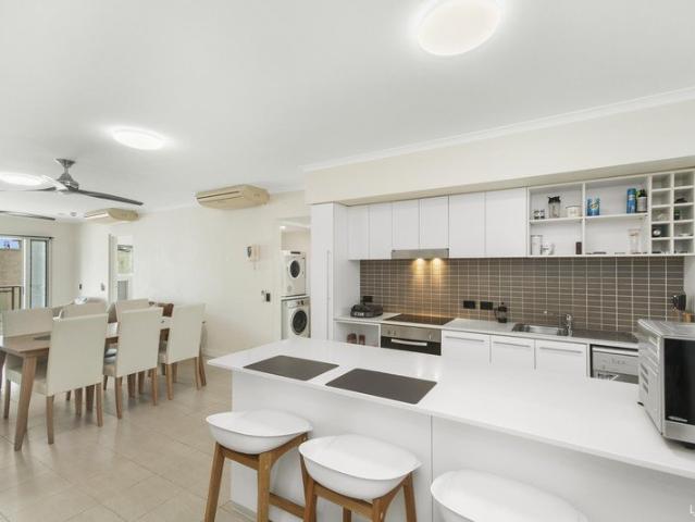 Stylish, Spacious & Move In Ready with Castle Hill Views