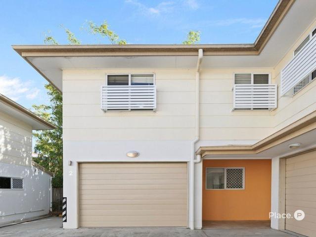 Stylish, Spacious & Move In Ready Townhouse