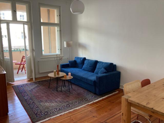 Stylish, spacious, new: 2 room apartment with a balcony in Prenzlauer Berg