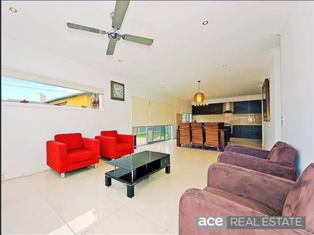 STYLISH, SPACIOUS AND TOTALLY UNIQUE!