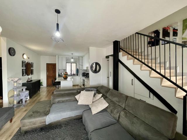 Stylish, Spacious and Move In Ready Apartment in Sought After Eldo Lakes East