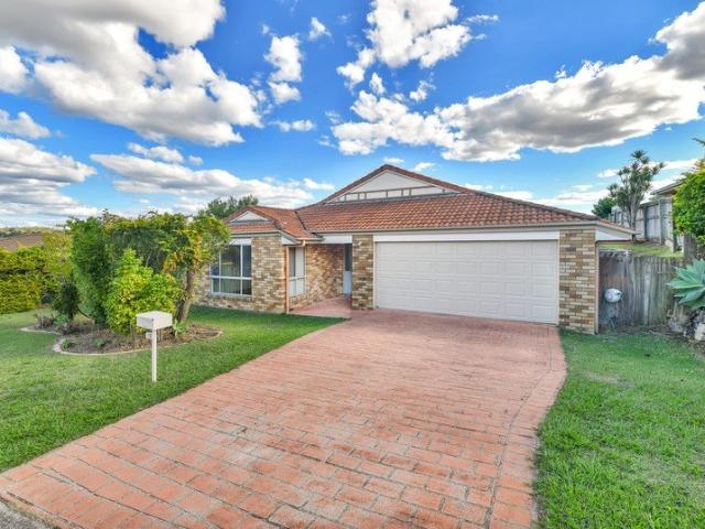 Stylish, Spacious and Perfectly Positioned for Family Living