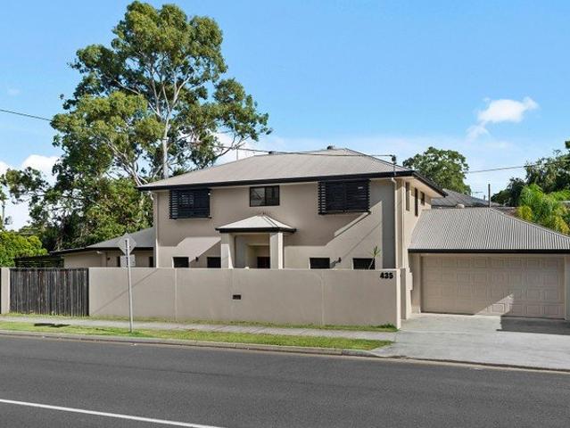Stylish, Spacious and Perfectly Positioned in Coorparoo