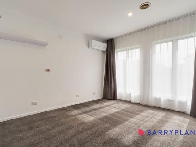 Stylish, Spacious & Conveniently Located 3 Bedroom Townhouse