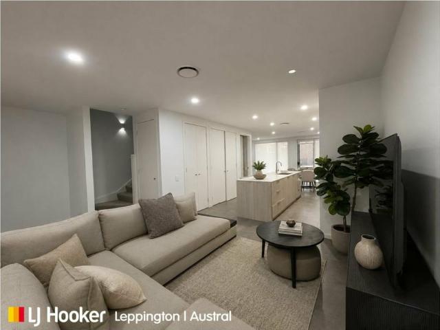Stylish & Spacious Double Storey Family Home