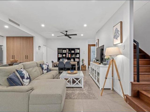 Stylish, Spacious & Effortlessly Low Maintenance!
