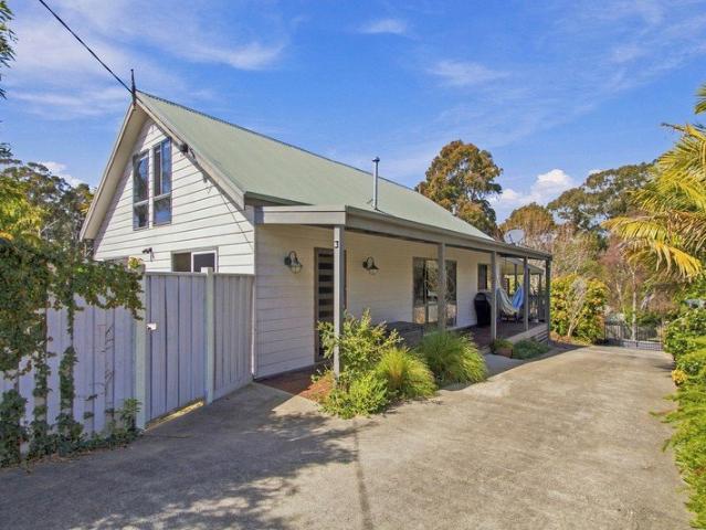 Stylish, Spacious & Full of Character!