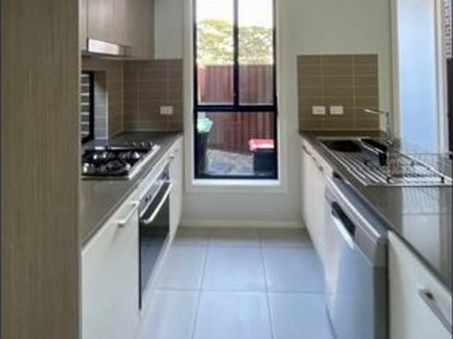 Stylish & Spacious Granny Flat Convenient Location