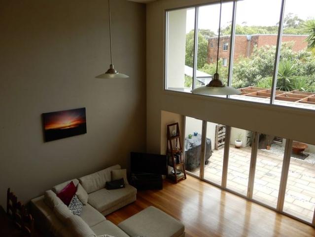 Stylish & Spacious Jetty Townhouse – Prime Coastal Living!