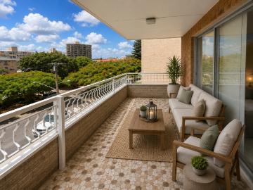 Stylish & Spacious Living in the Heart of New Farm