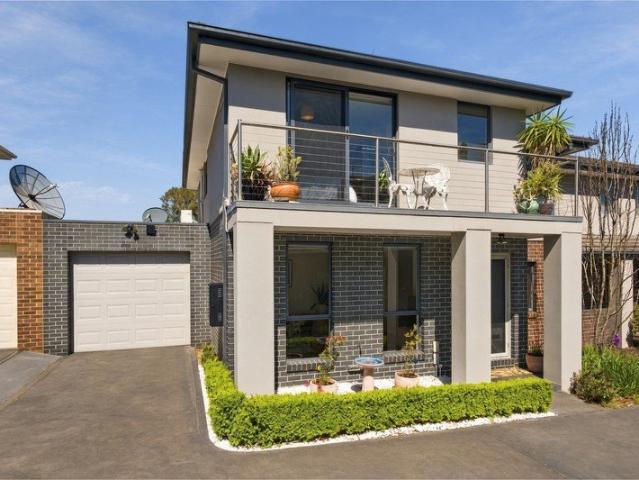 Stylish, Spacious Living in a Prime Reservoir Location
