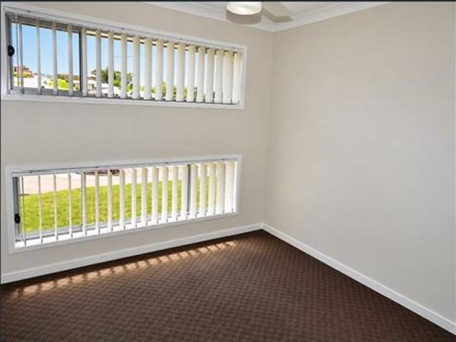 Stylish, Spacious & Low Maintenance Living – Modern 2 Bedroom Unit!