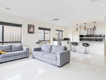 Stylish, Spacious & Perfectly Located